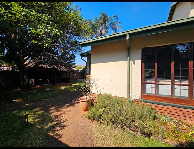 4 BEDROOM HOUSE FOR SALE IN MAGALIESKRUIN